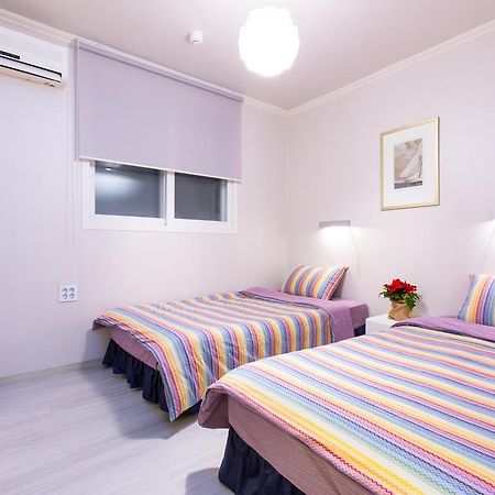 Oh Blue Guesthouse سيول الغرفة الصورة